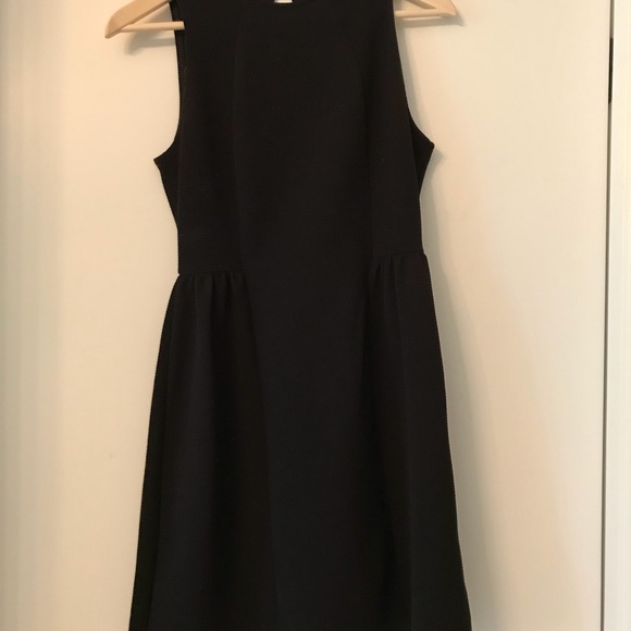 BEAUTIFUL BLACK DRESS - Picture 2 of 7